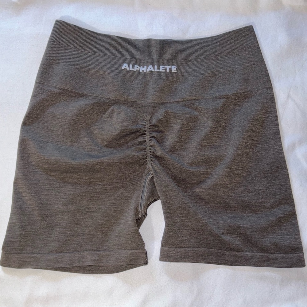 Alphalete Amplify Mocha Shorts